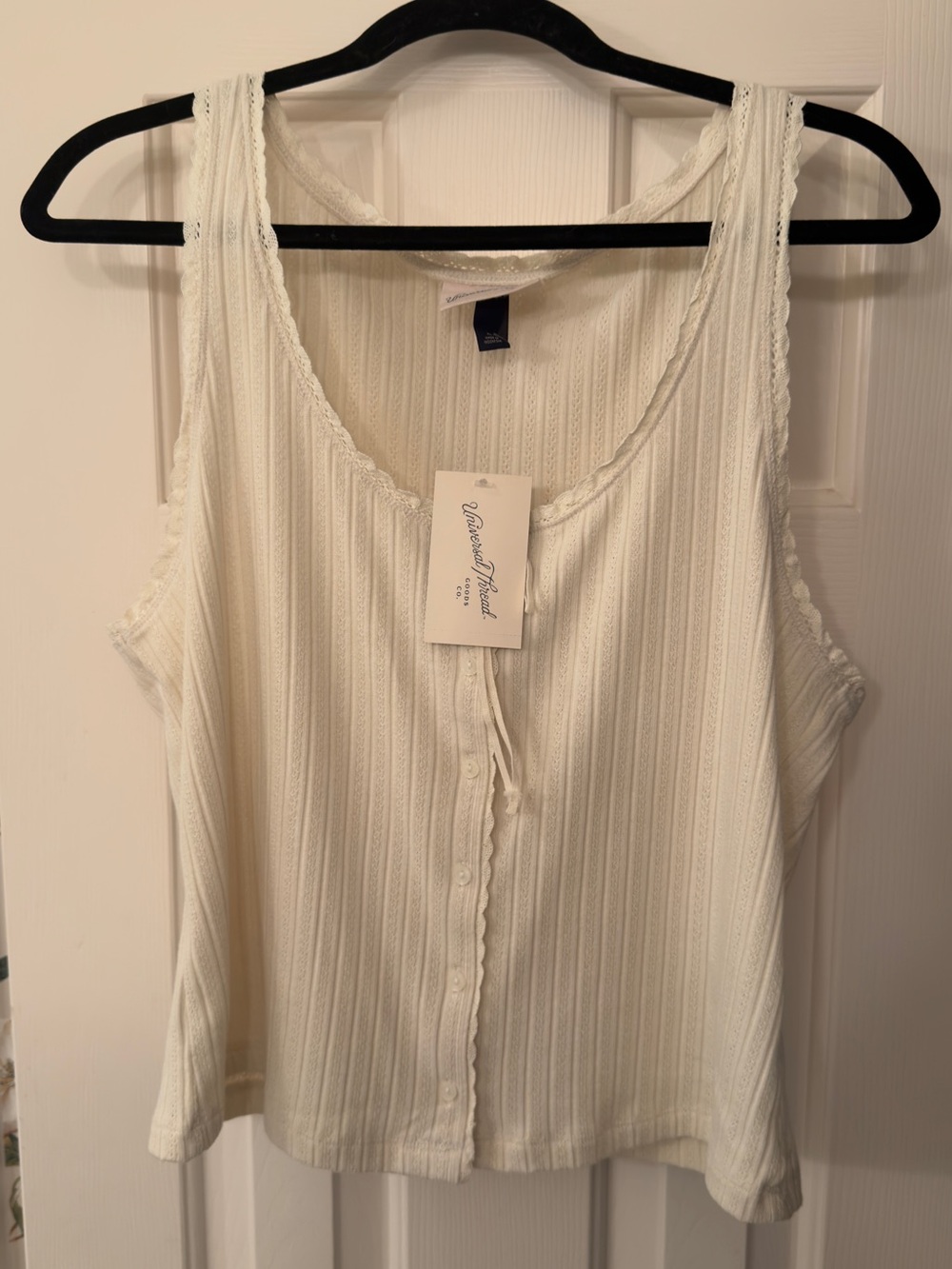 Universal Thread Cream Lace-Trim Ribbed Button-Front Camisole